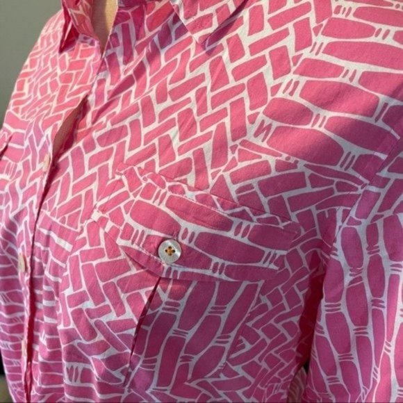 Lilly Pulitzer Geometric Print Resort Fit Button Down Blouse Top Small - Picture 16 of 16